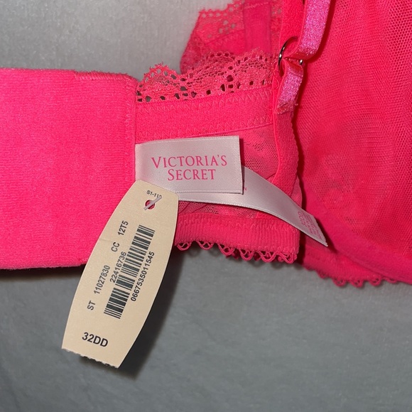 🌟 NWT 🌟 Victoria Secret Lace Bra sz 32DD Underwire and triple clasp support - Picture 5 of 7